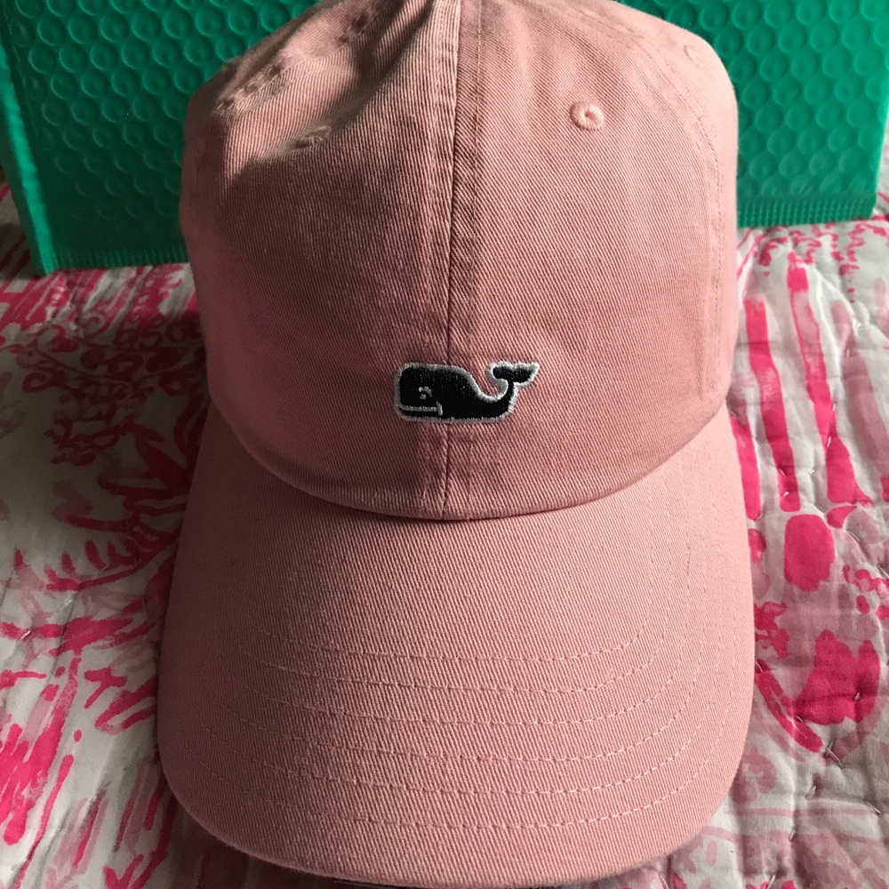 Vineyard vines classic whale logo hat